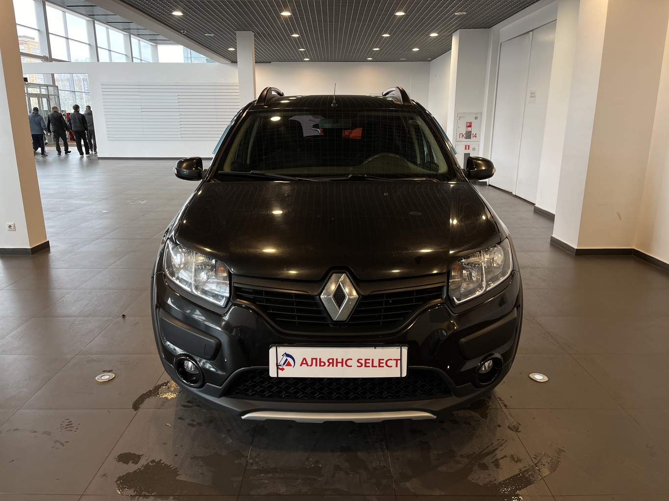RENAULT SANDERO