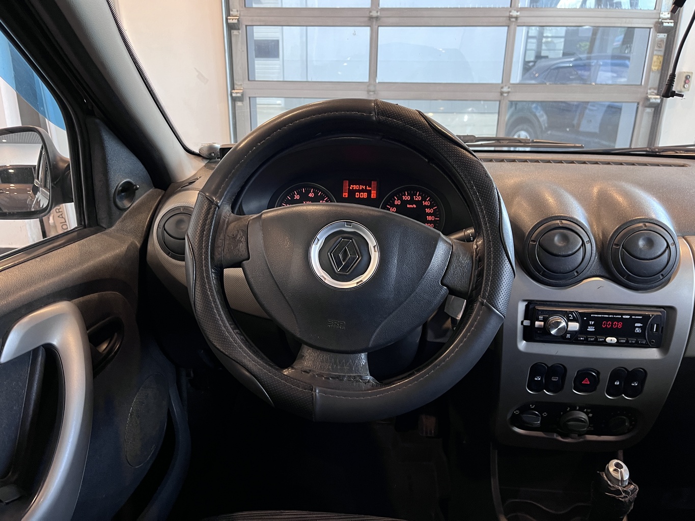 RENAULT LOGAN