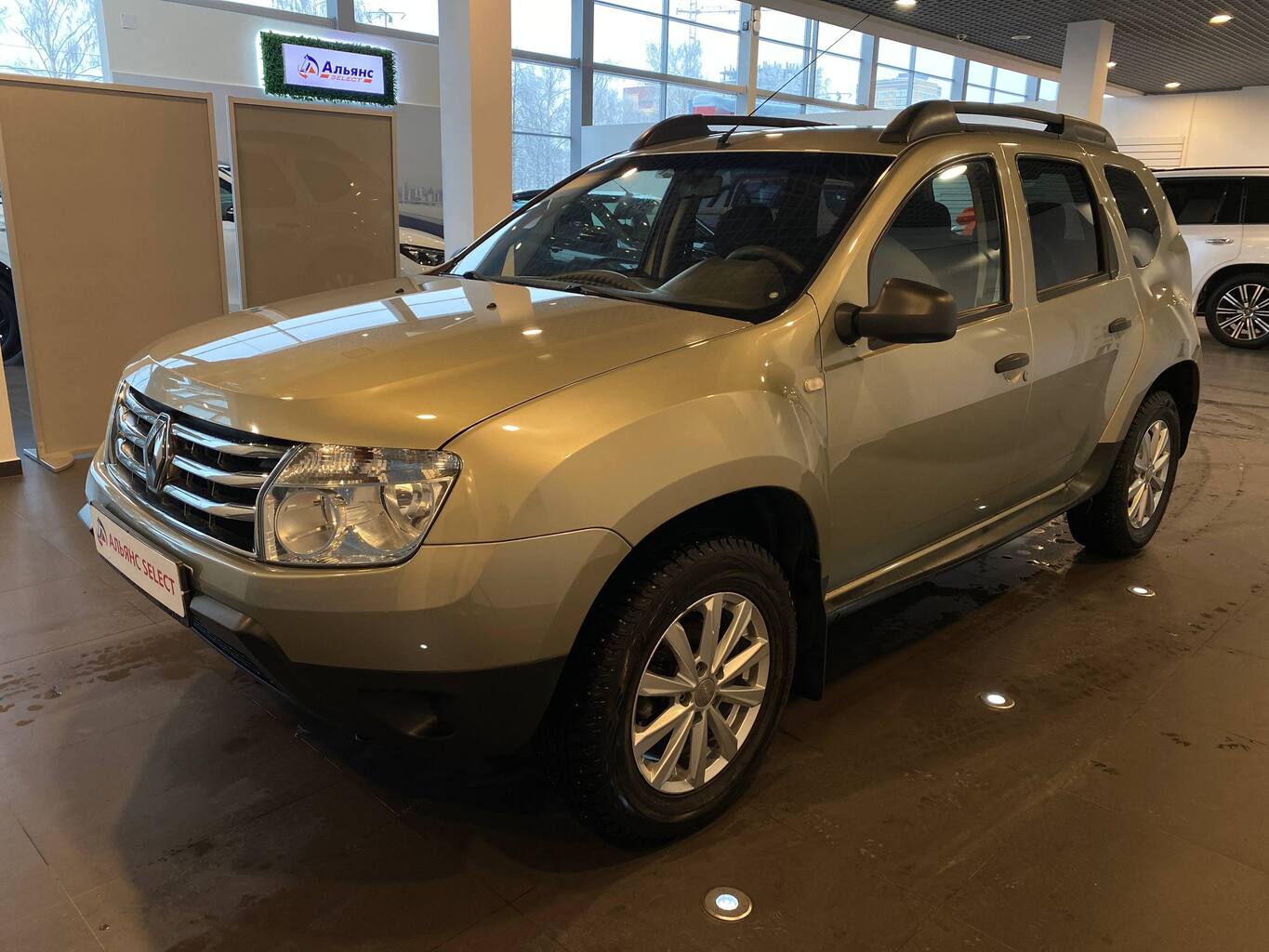 RENAULT DUSTER