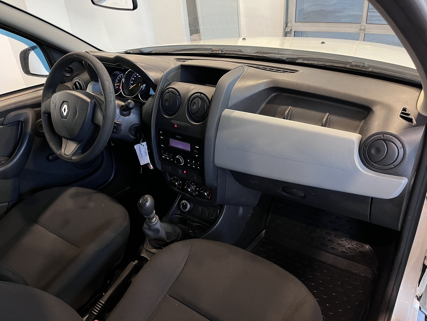 RENAULT DUSTER