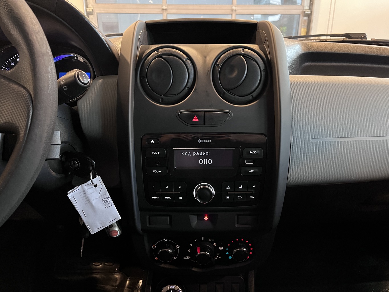 RENAULT DUSTER