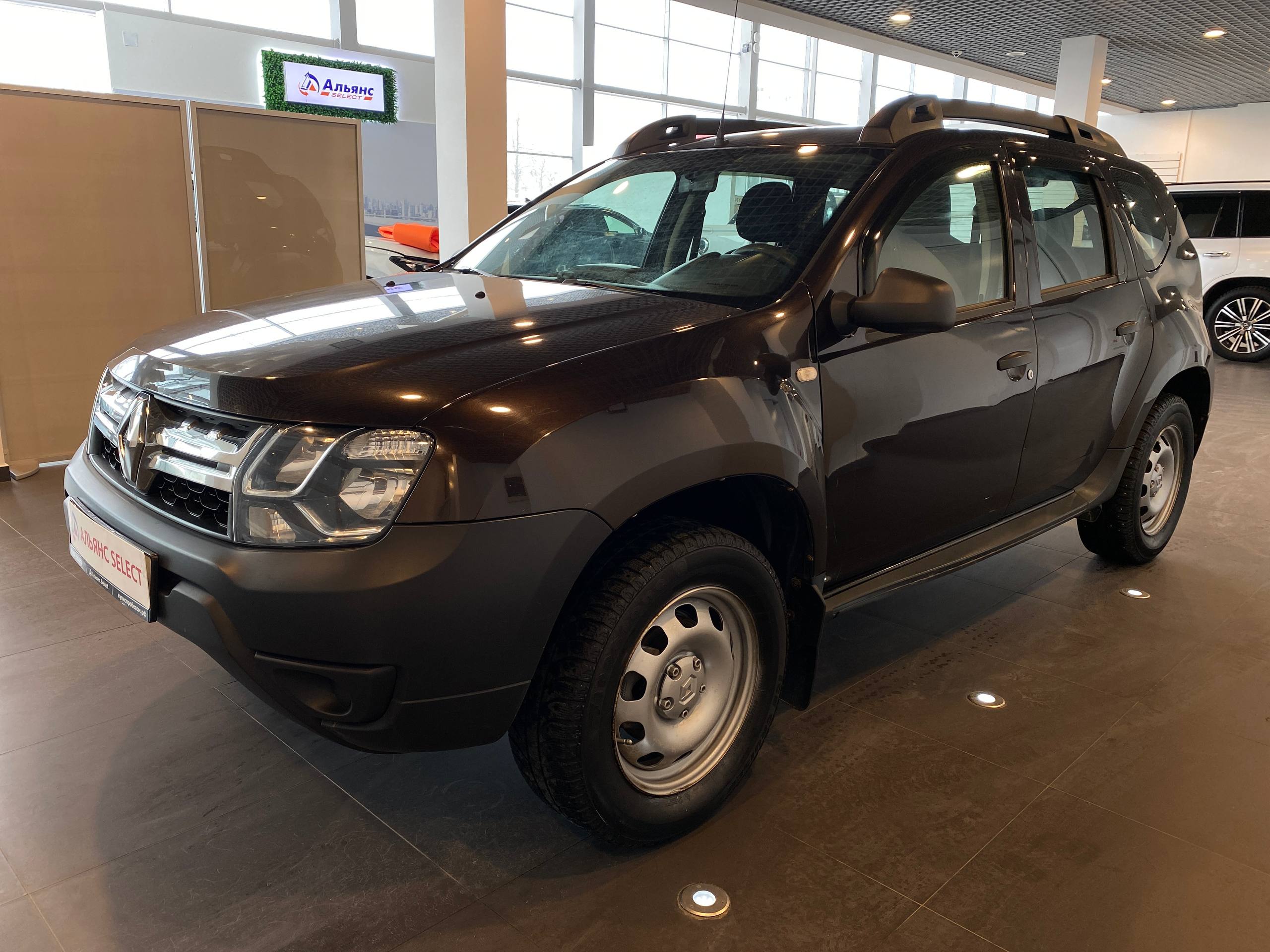 RENAULT DUSTER