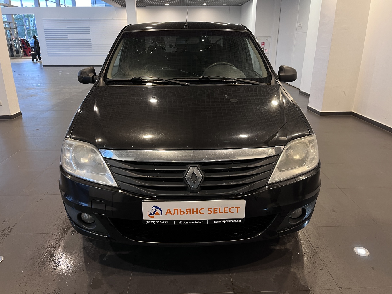 RENAULT LOGAN