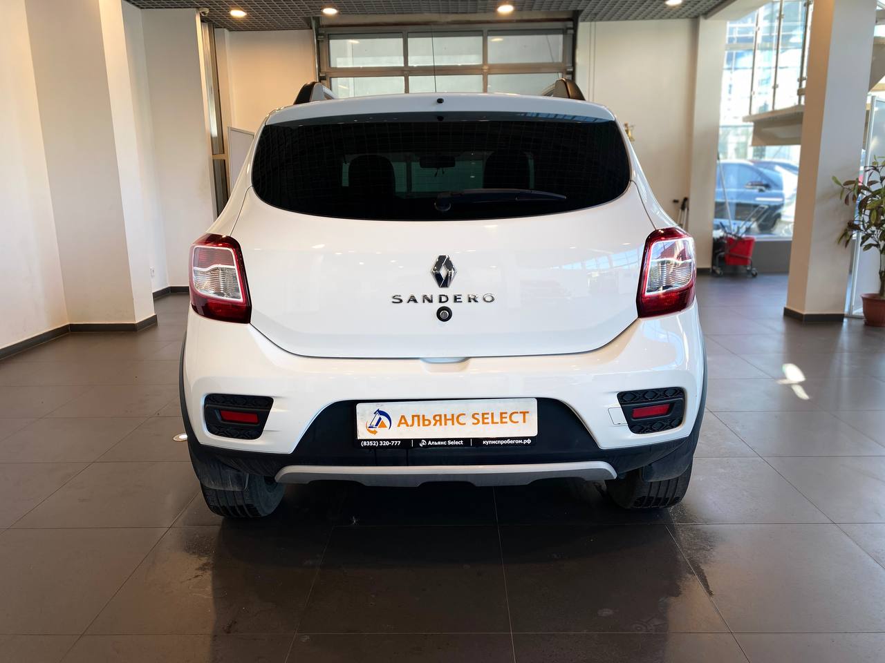 RENAULT SANDERO