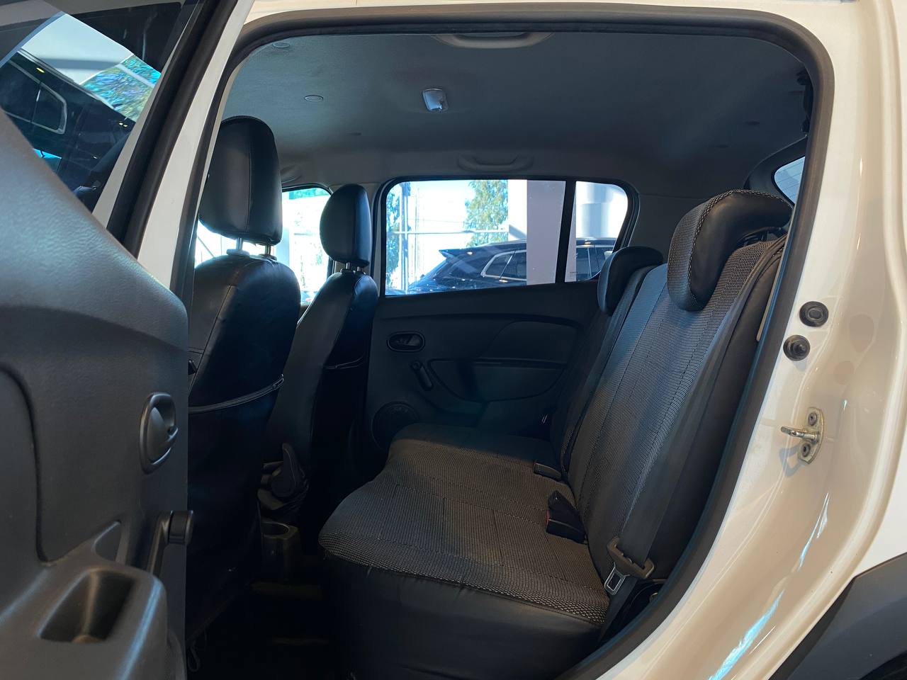 RENAULT SANDERO