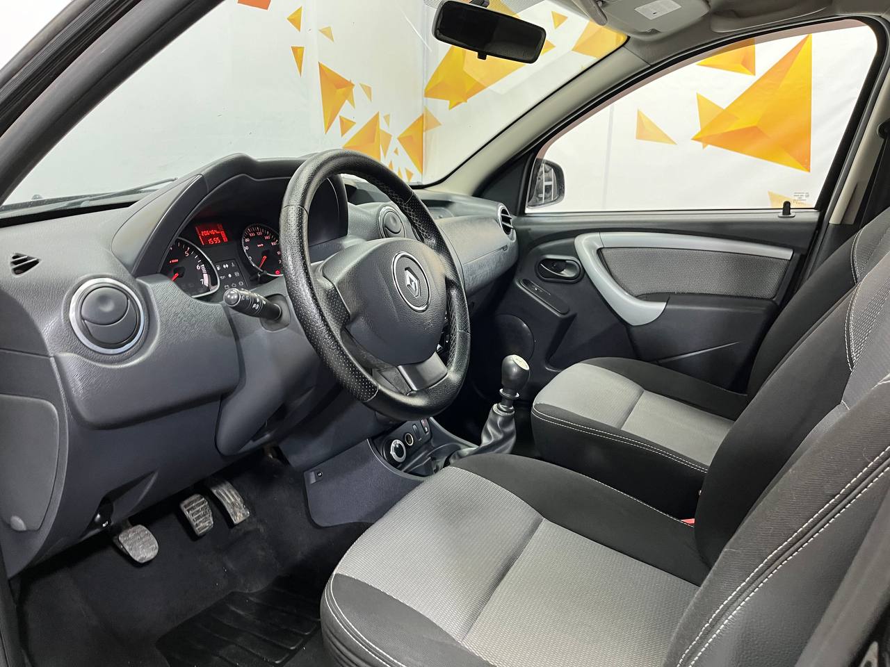 RENAULT DUSTER