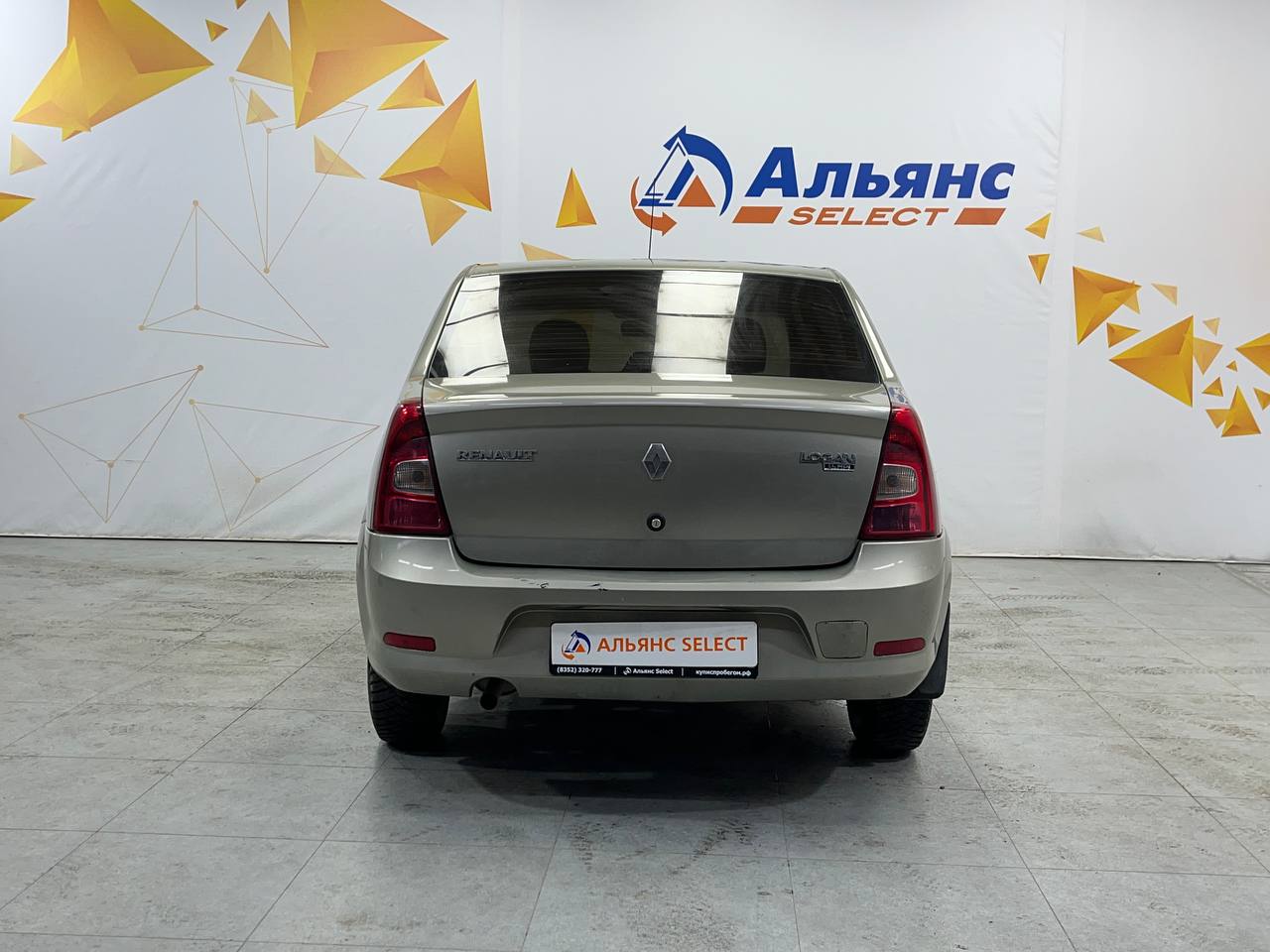 RENAULT LOGAN
