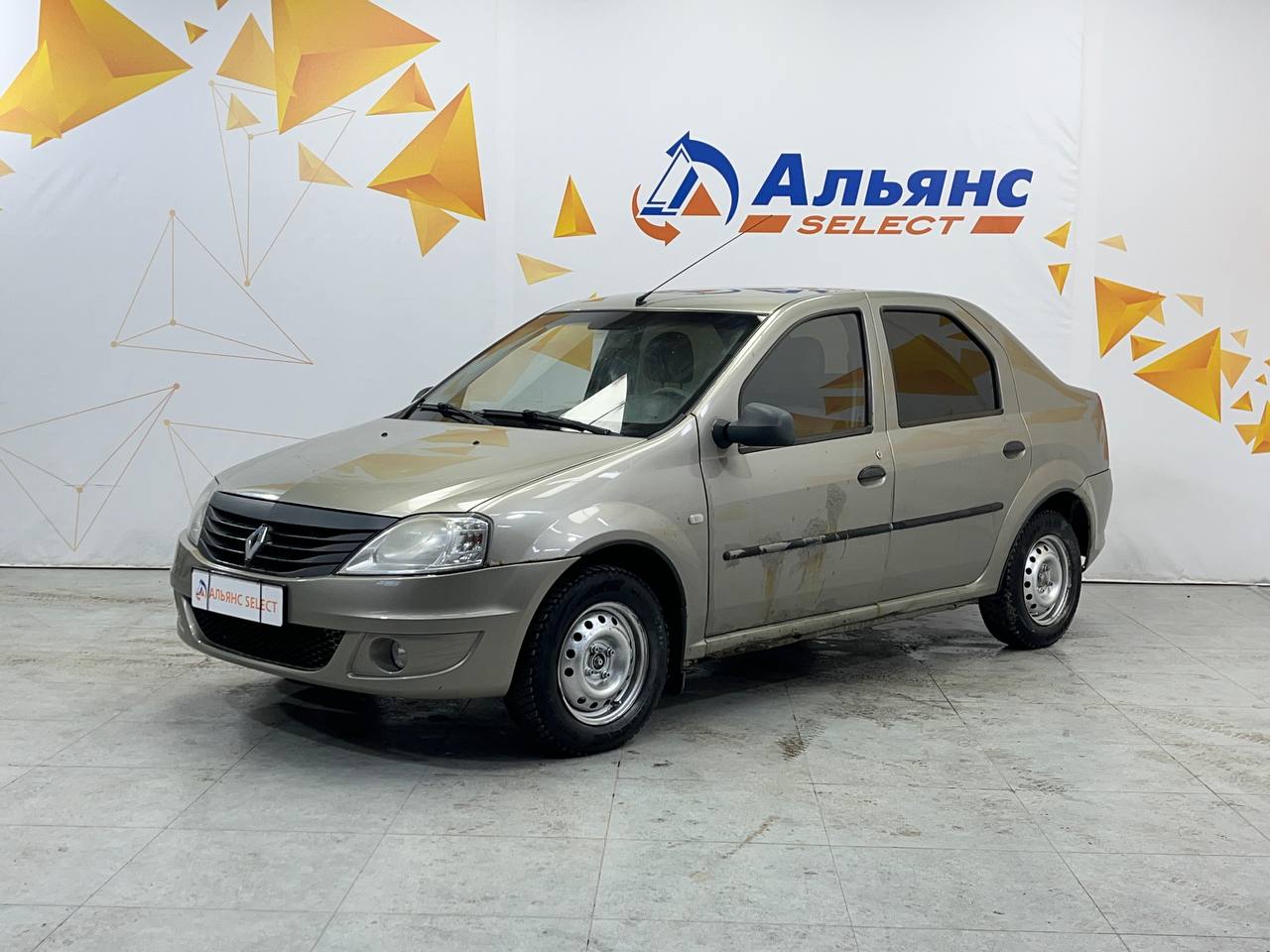 RENAULT LOGAN