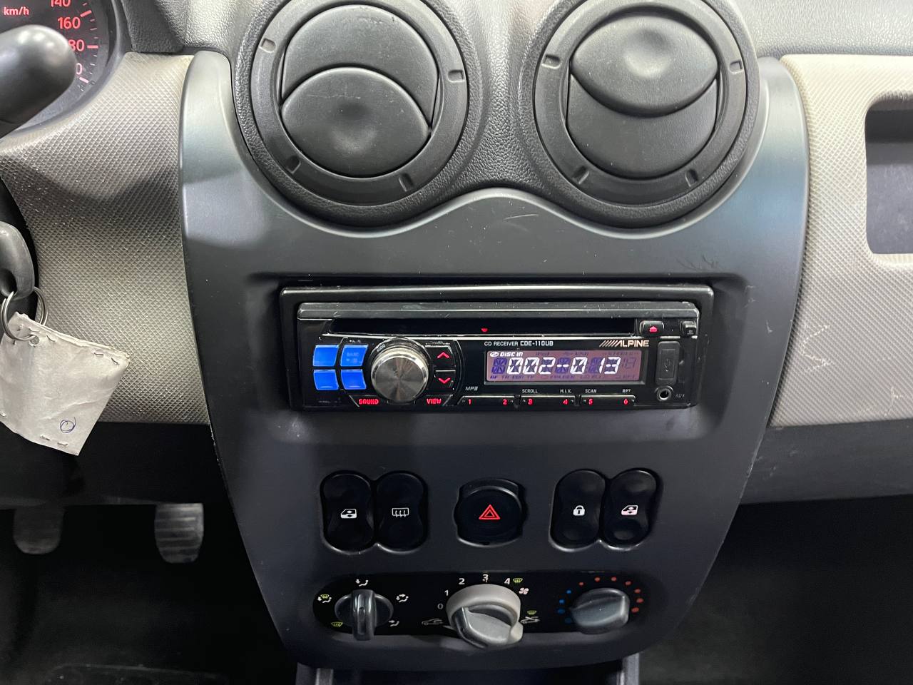 RENAULT LOGAN