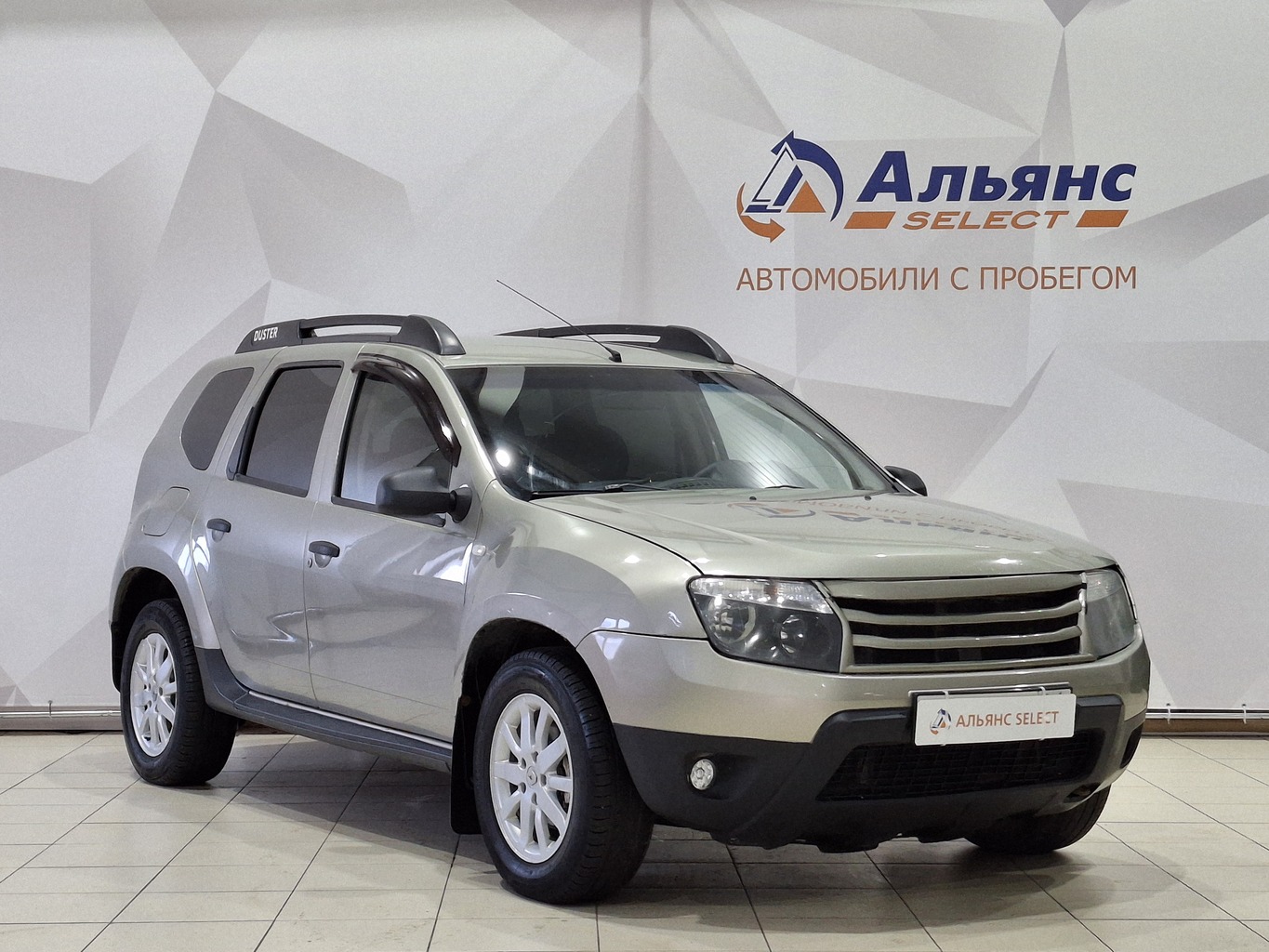RENAULT DUSTER