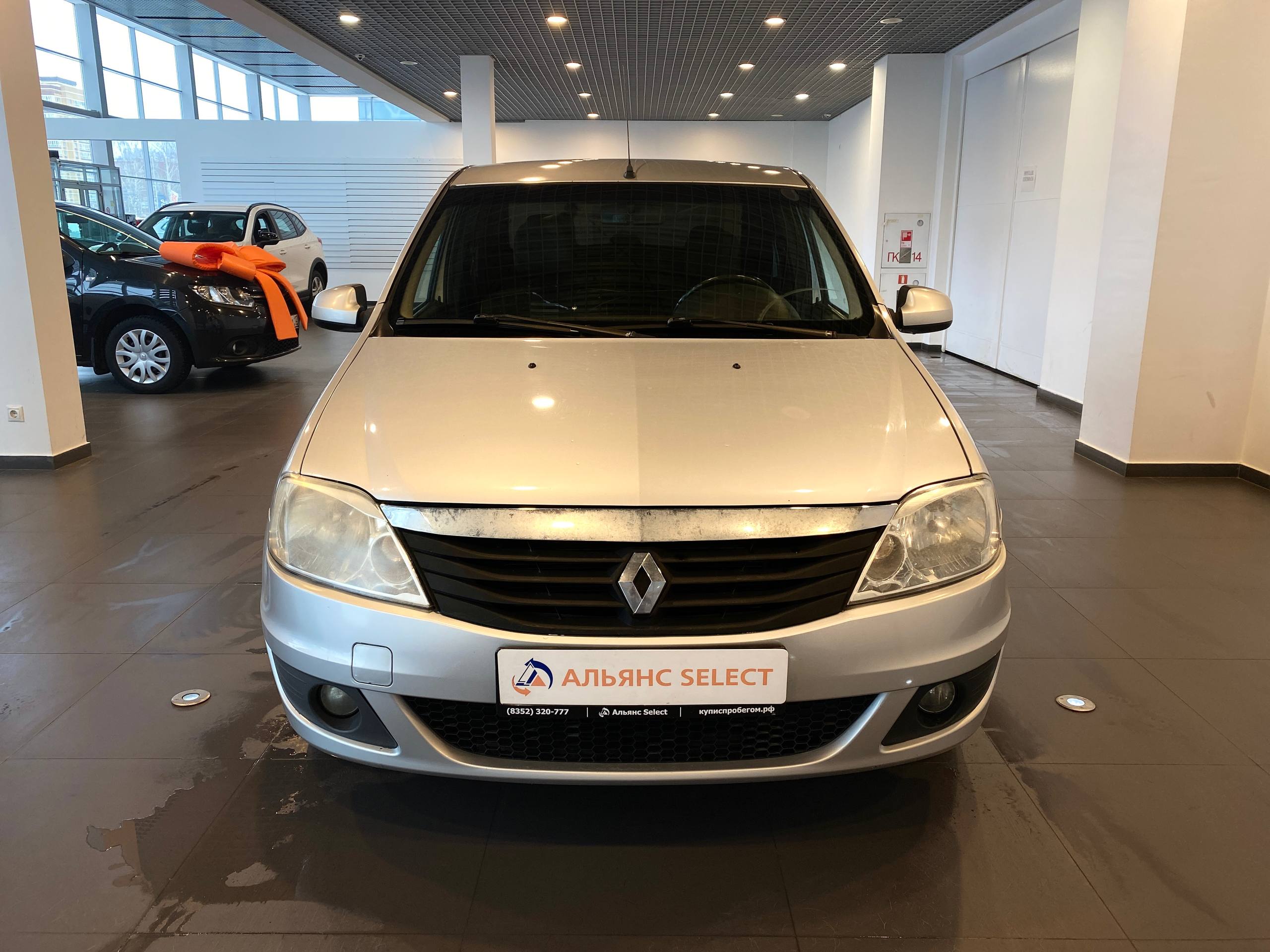 RENAULT LOGAN