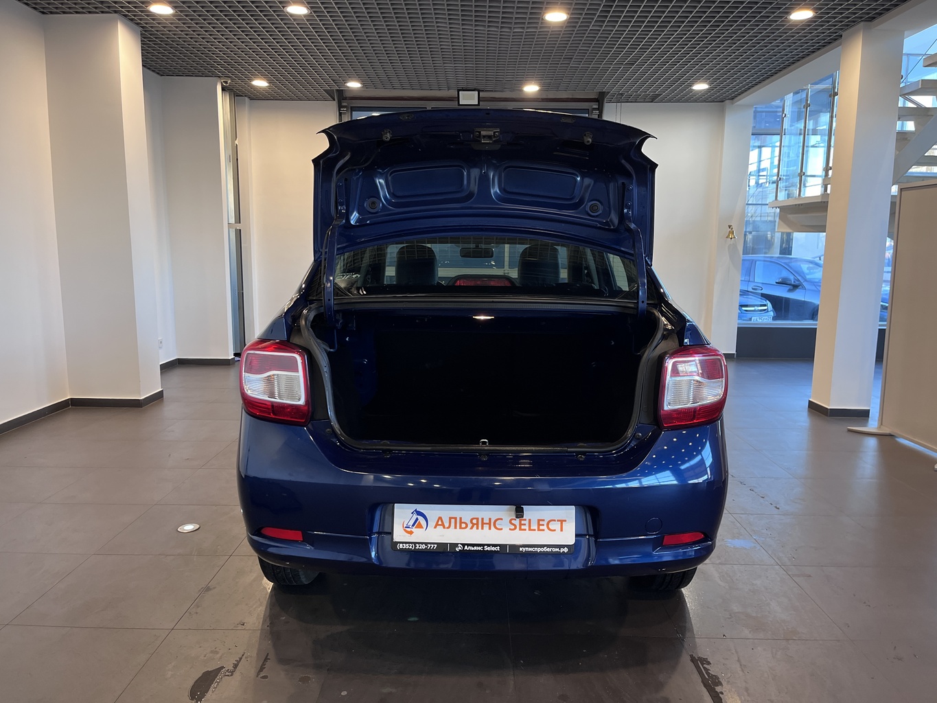 RENAULT LOGAN