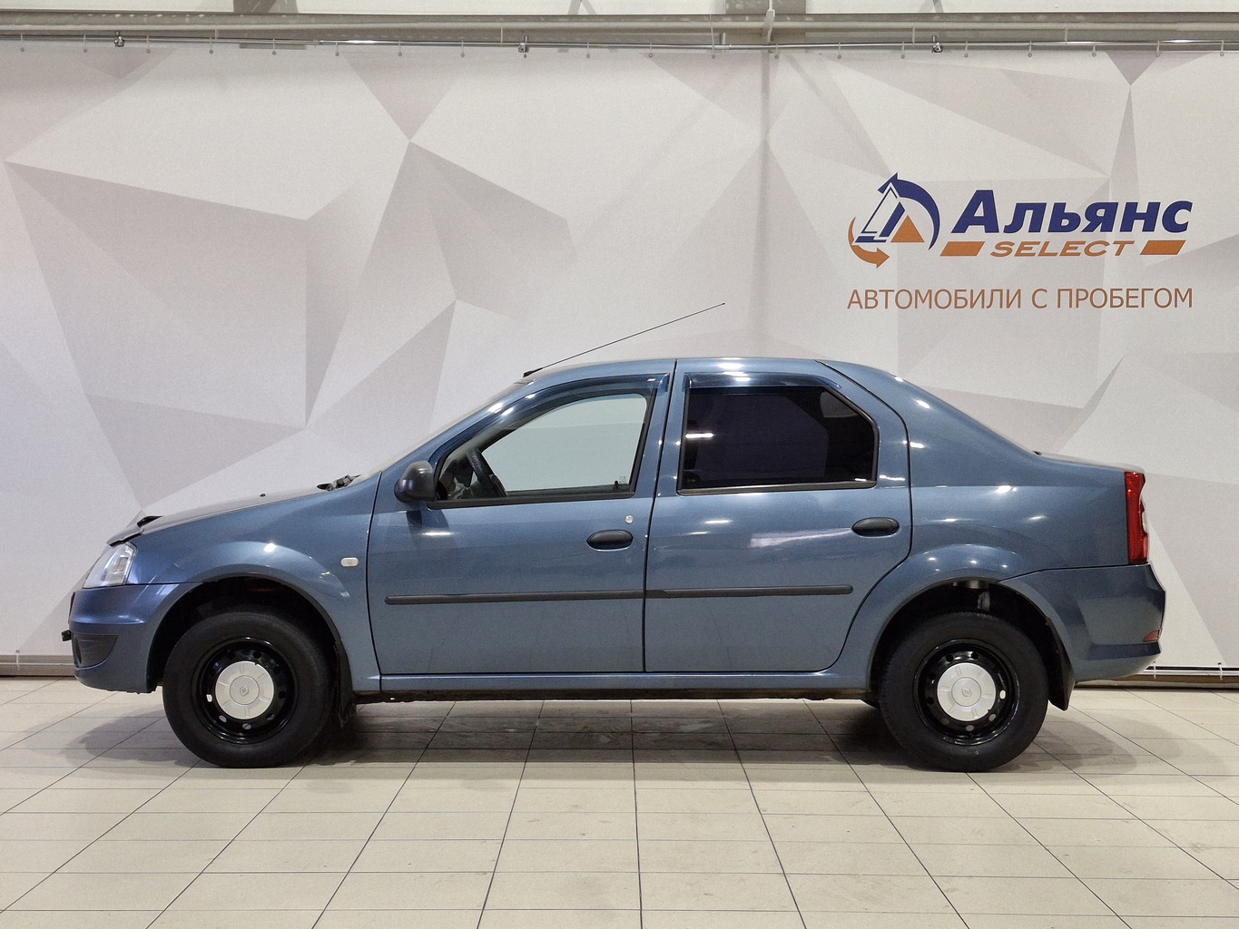 RENAULT LOGAN