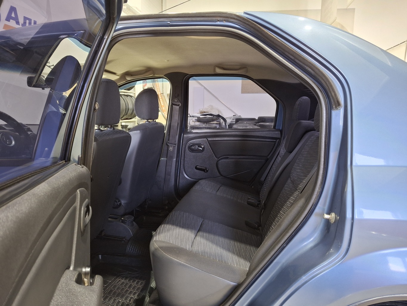 RENAULT LOGAN