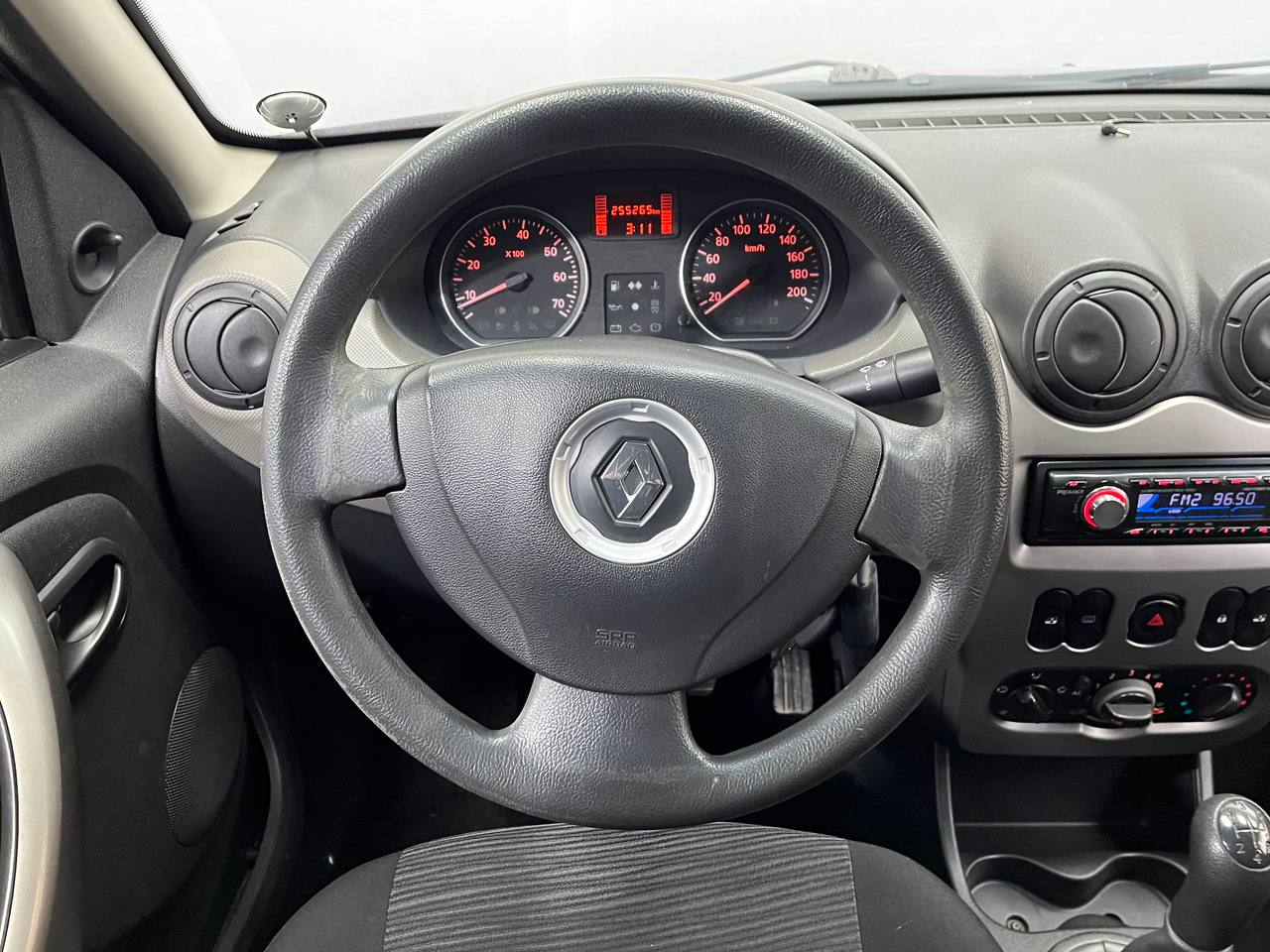 RENAULT SANDERO