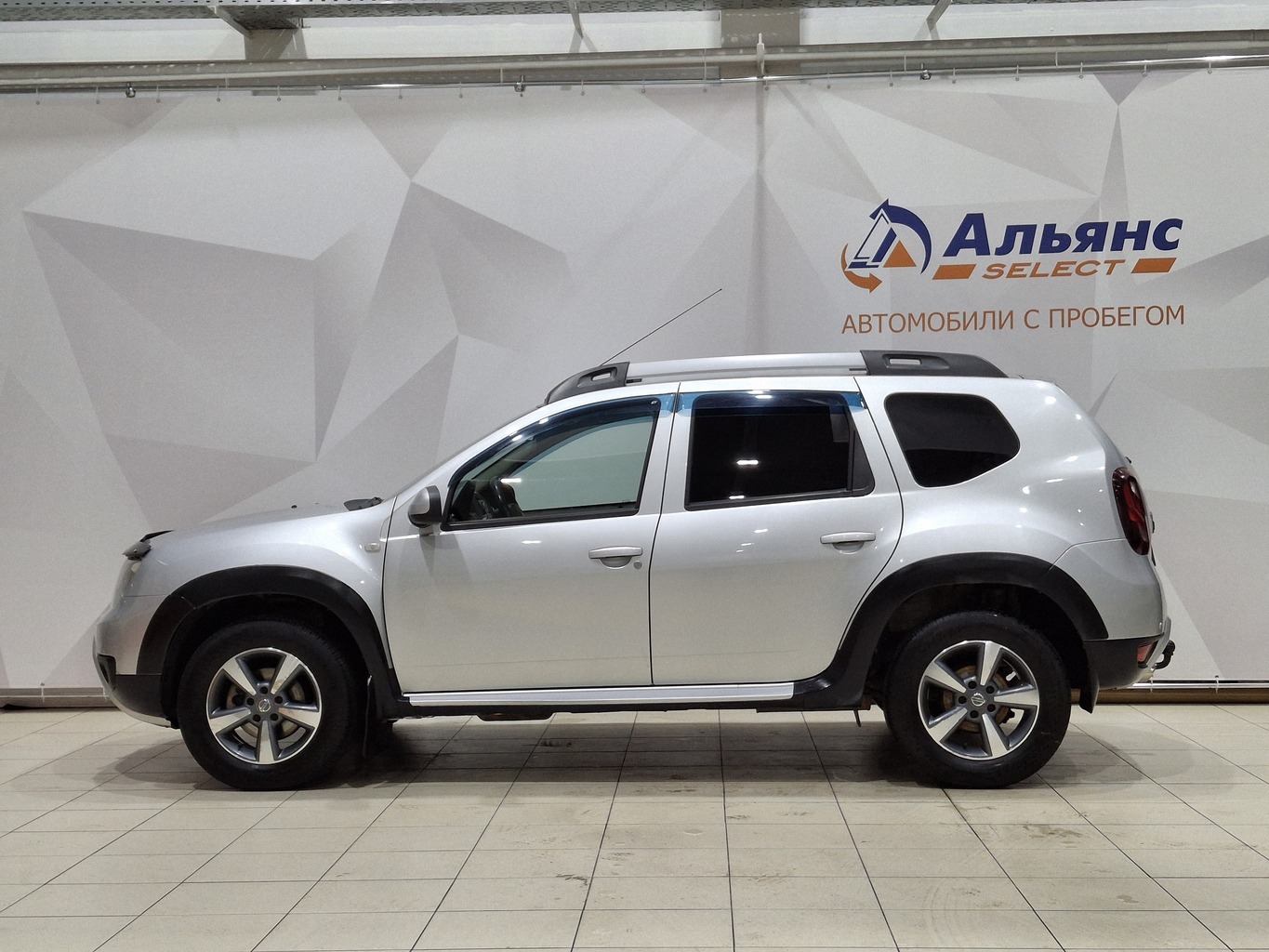RENAULT DUSTER