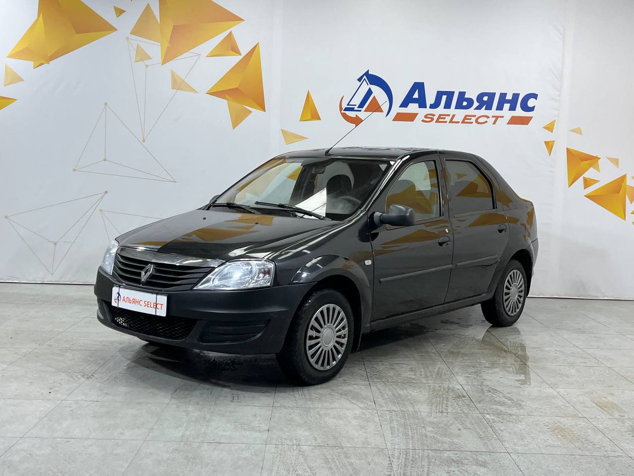 RENAULT LOGAN