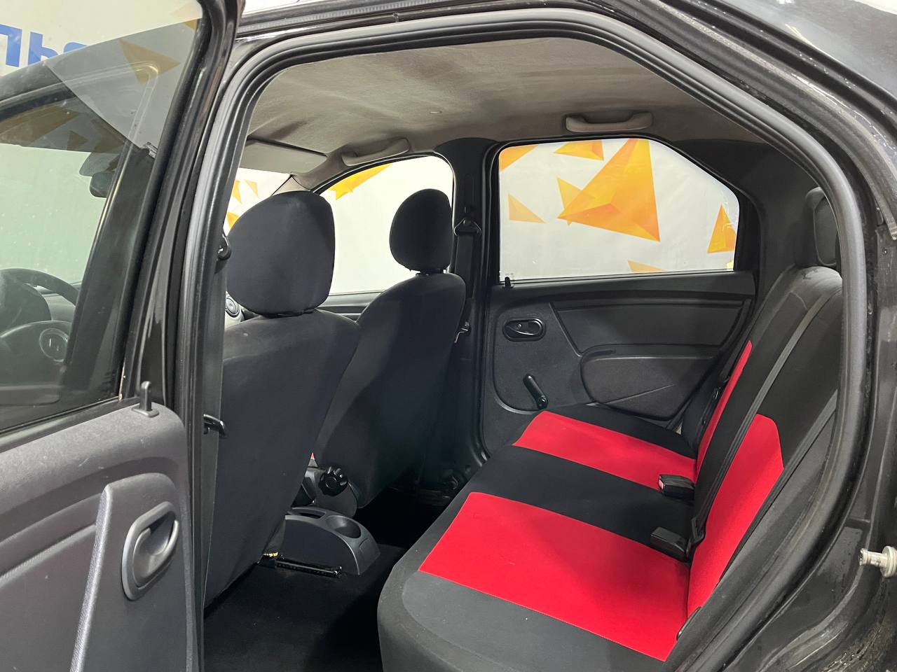 RENAULT LOGAN