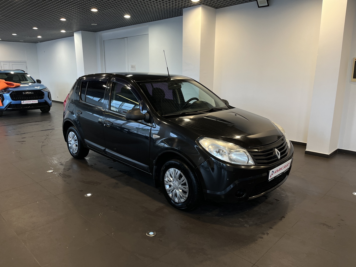 RENAULT SANDERO