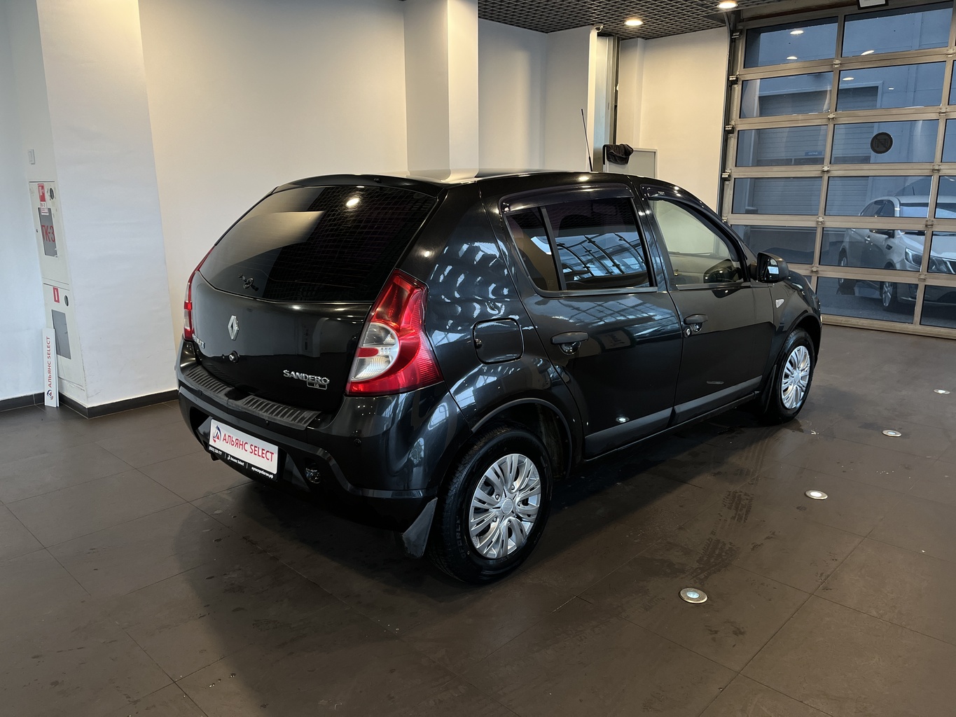 RENAULT SANDERO