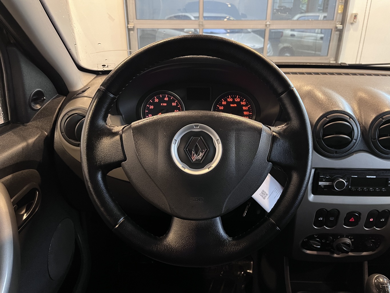 RENAULT SANDERO