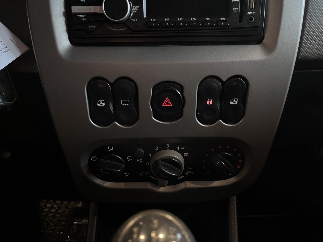 RENAULT SANDERO