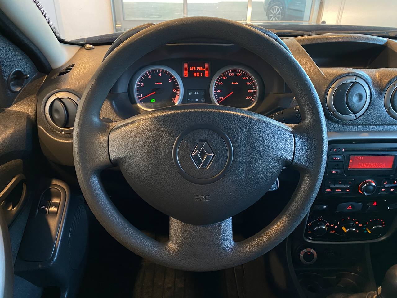 RENAULT DUSTER