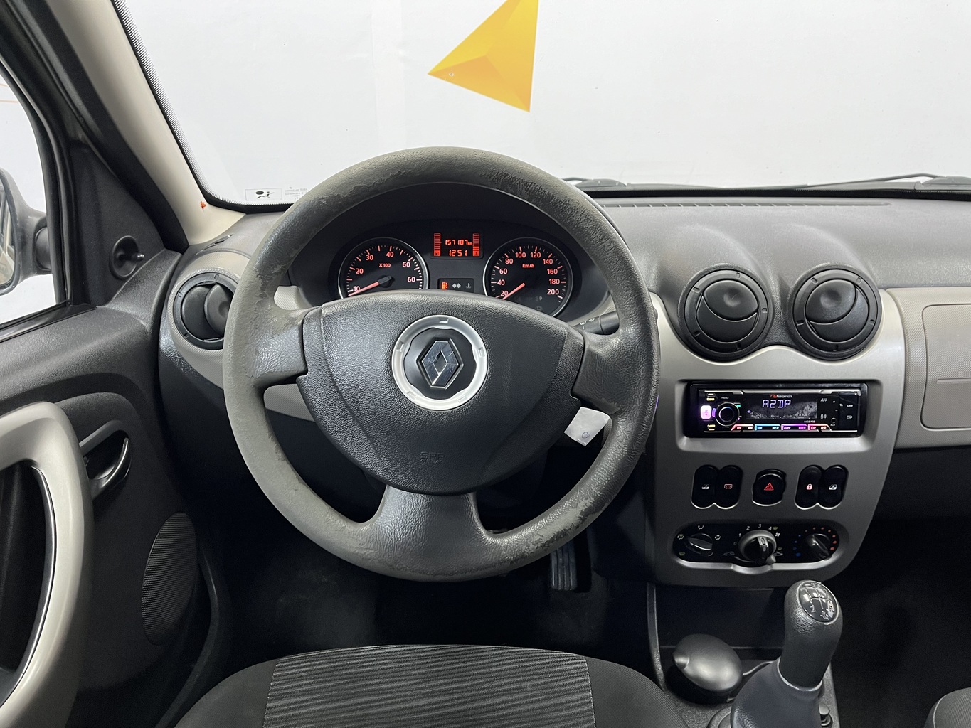 RENAULT SANDERO