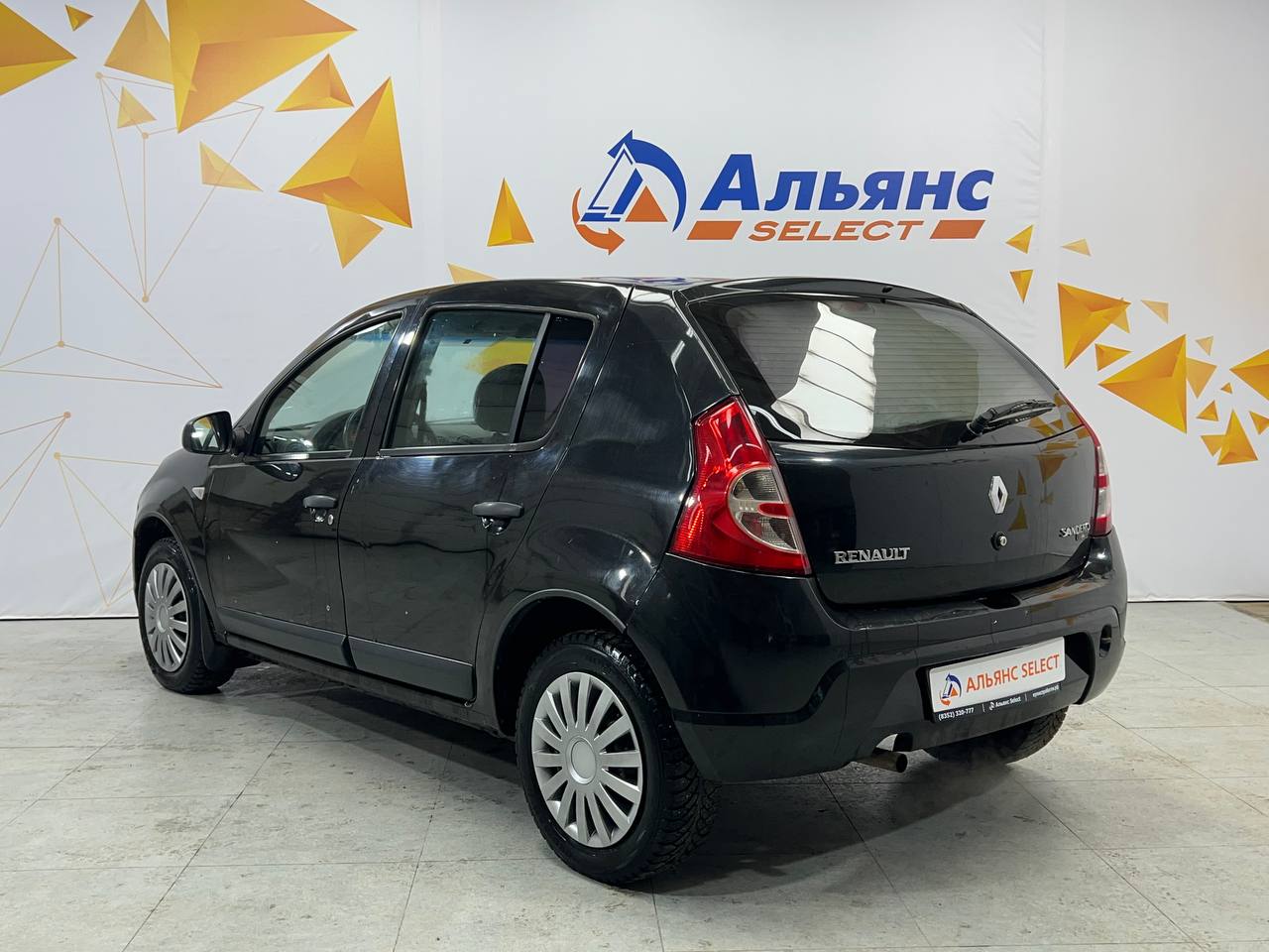 RENAULT SANDERO