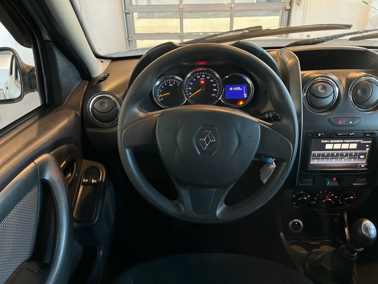 RENAULT DUSTER