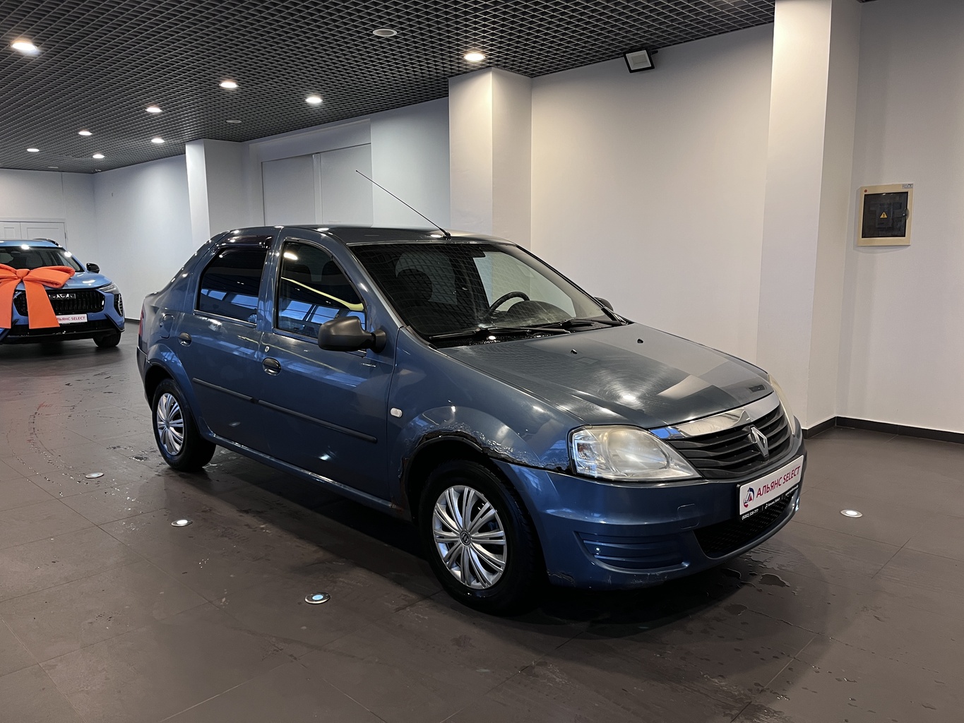 RENAULT LOGAN