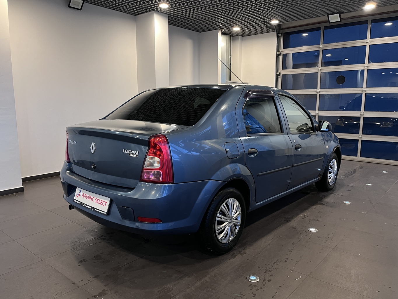 RENAULT LOGAN