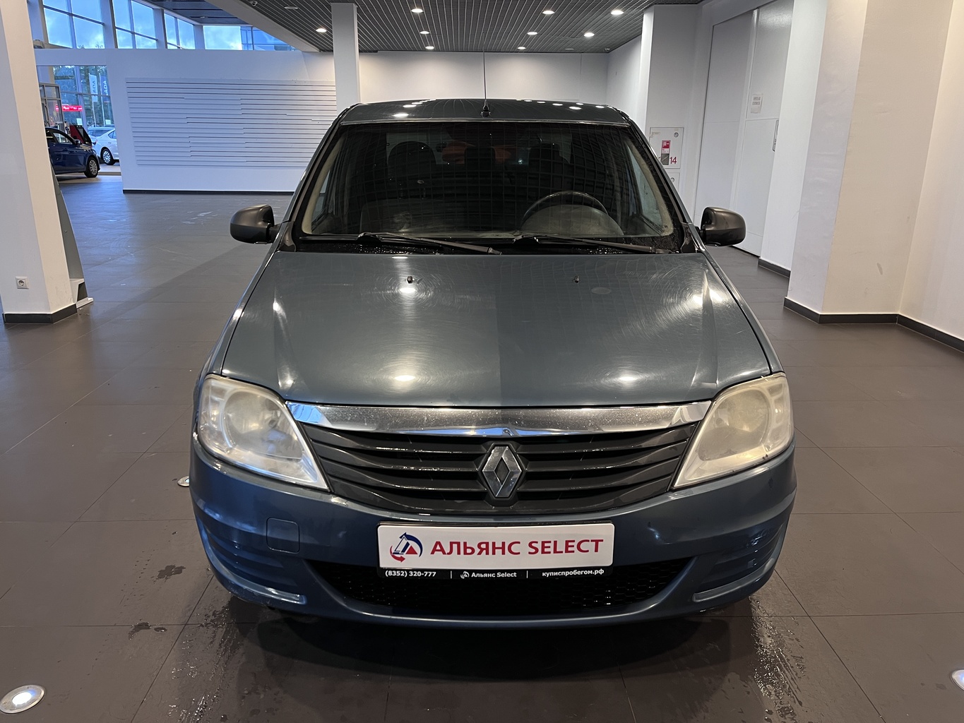 RENAULT LOGAN