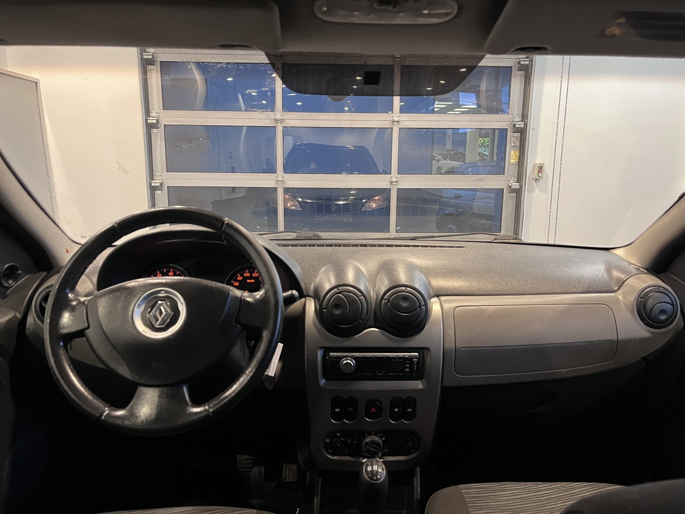 RENAULT LOGAN