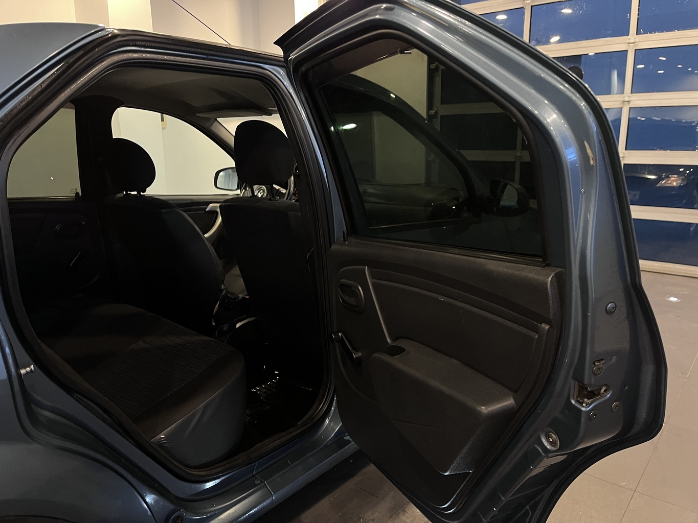 RENAULT LOGAN