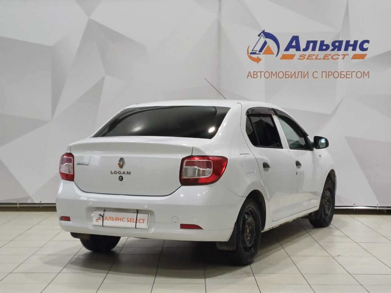 RENAULT LOGAN