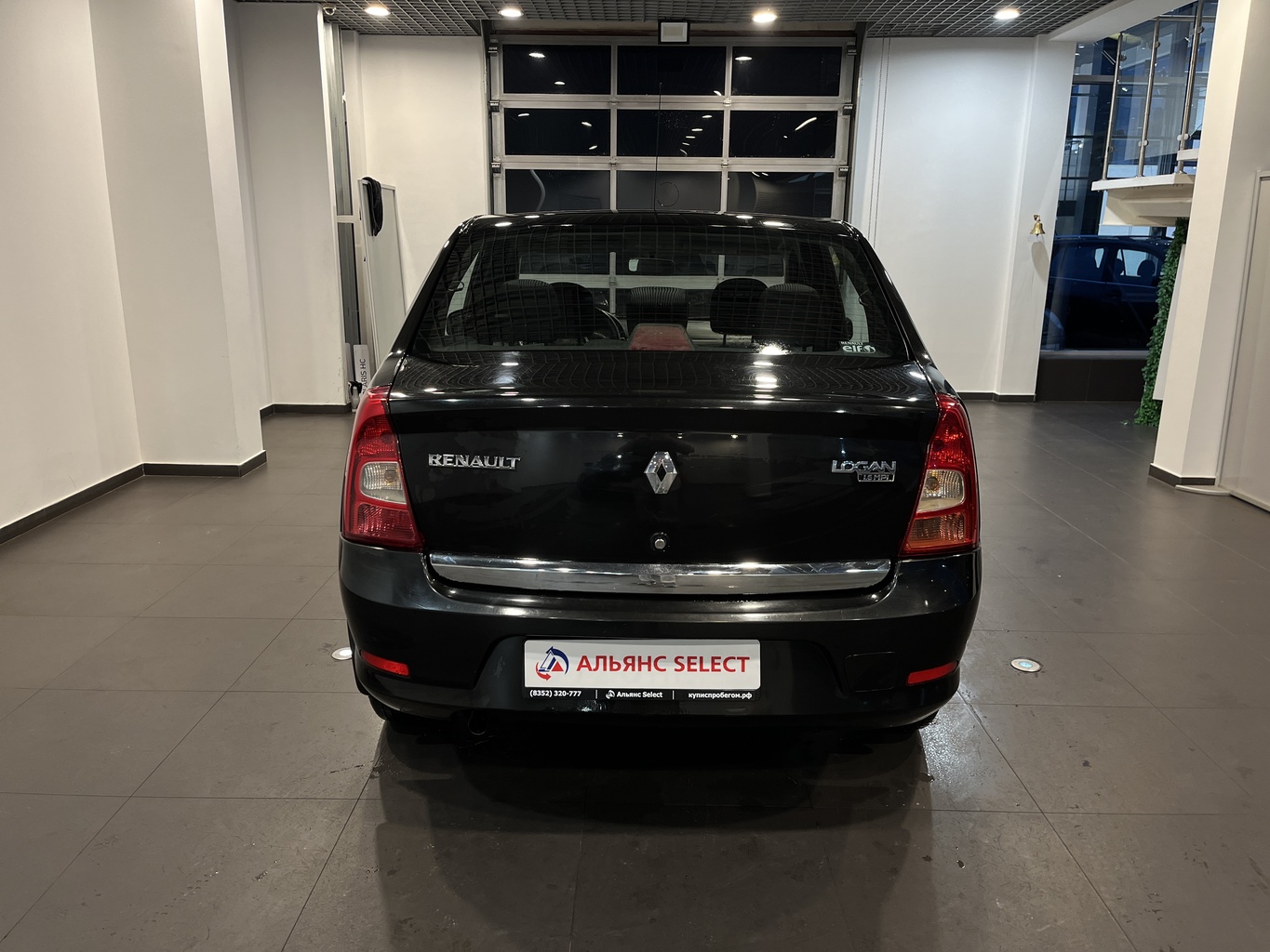 RENAULT LOGAN