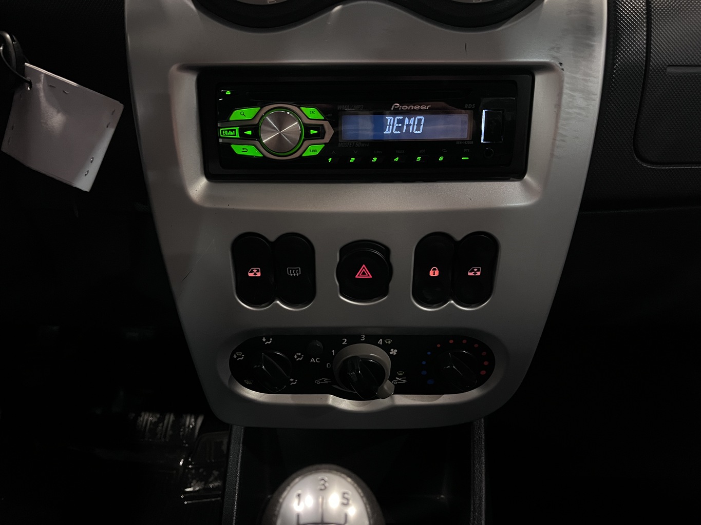 RENAULT LOGAN