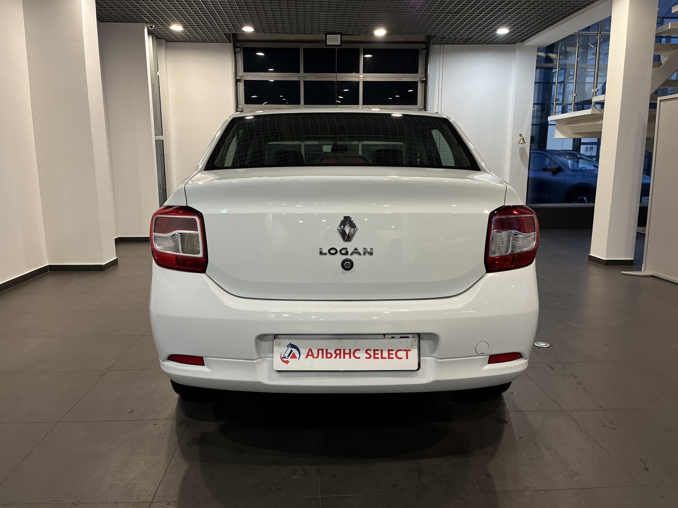 RENAULT LOGAN