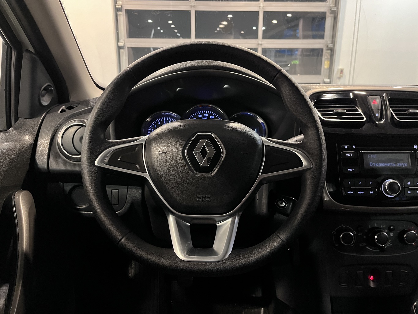 RENAULT LOGAN
