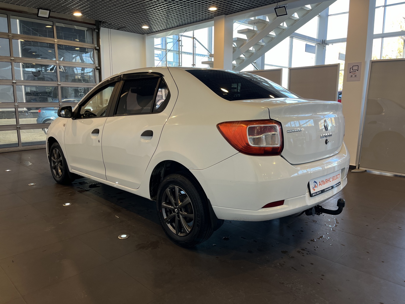 RENAULT LOGAN