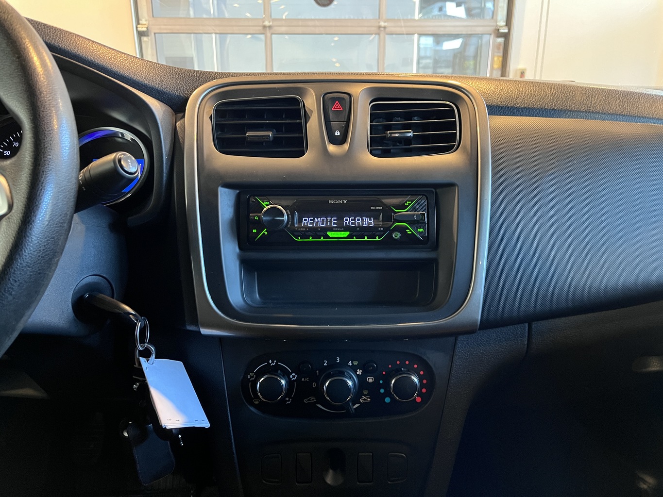 RENAULT LOGAN