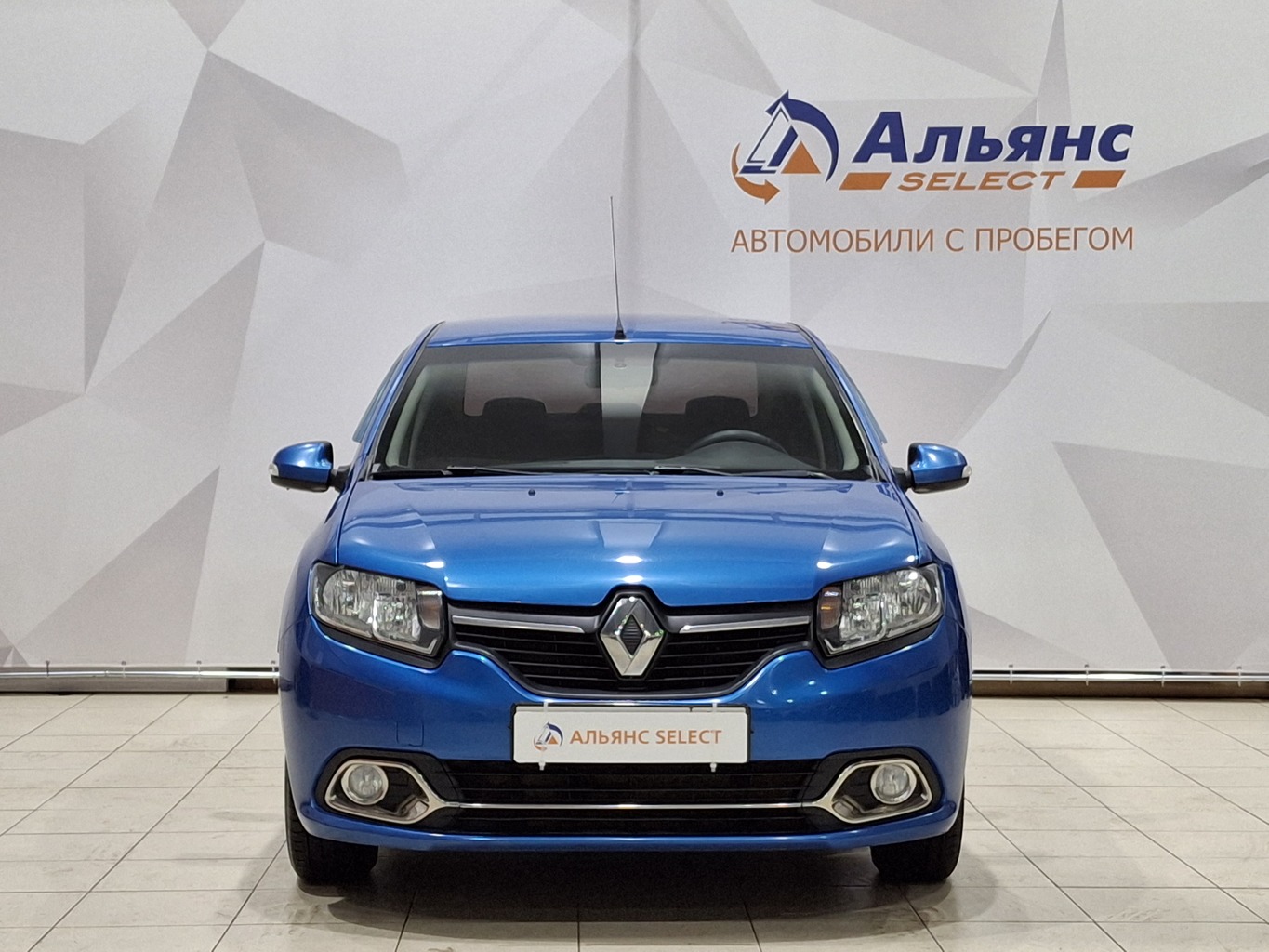 RENAULT LOGAN