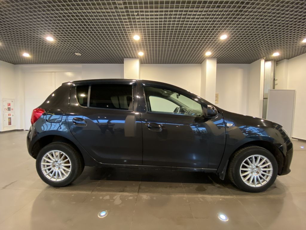 RENAULT SANDERO