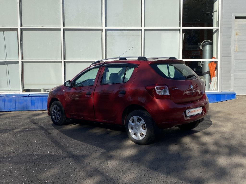 RENAULT SANDERO