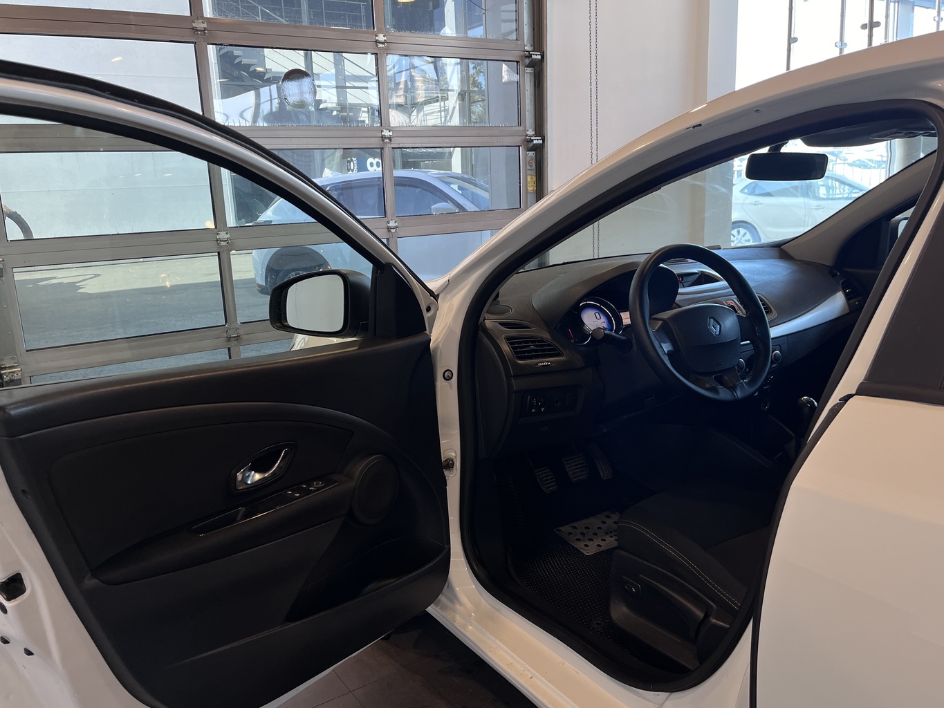 RENAULT FLUENCE