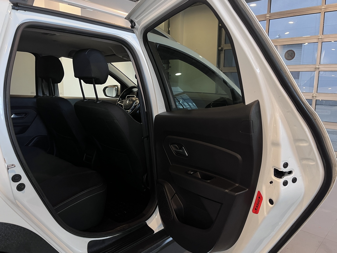 RENAULT DUSTER