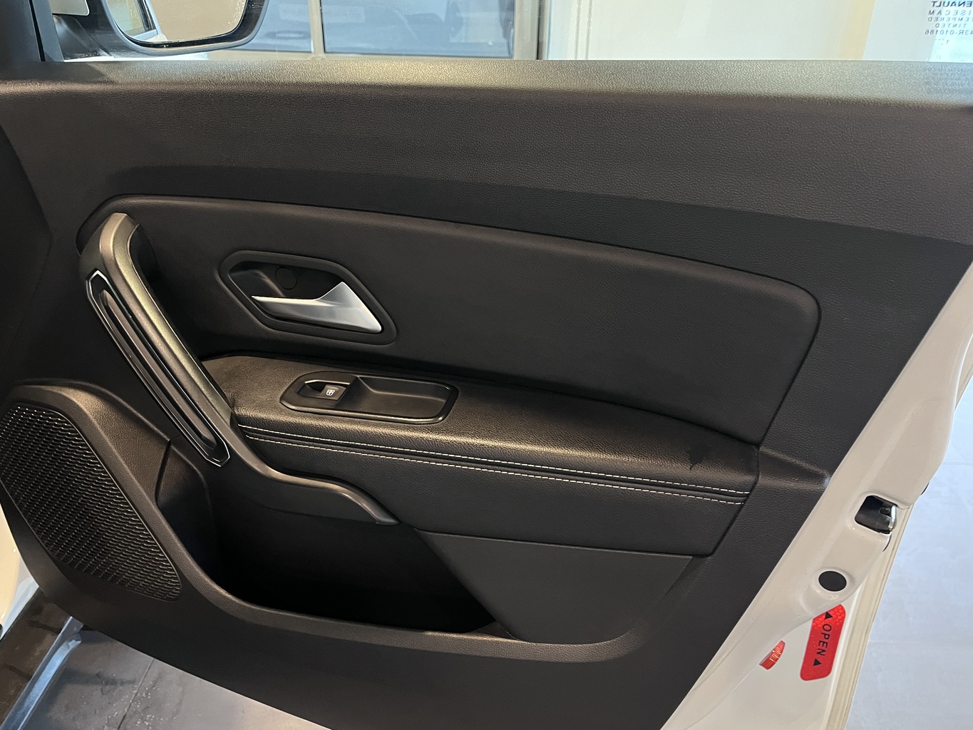 RENAULT DUSTER