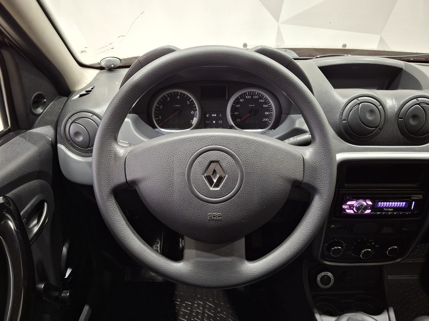 RENAULT DUSTER