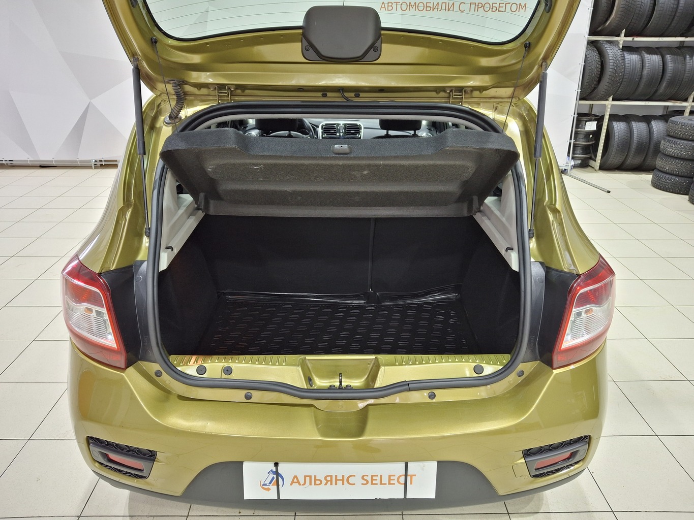RENAULT SANDERO